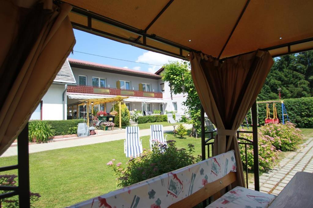Pension Sonnenschein Sankt Kanzian am Klopeiner See Exterior foto